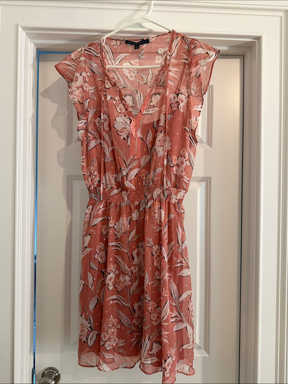White House Black Market Floral Rust Pink V-Neck Dress